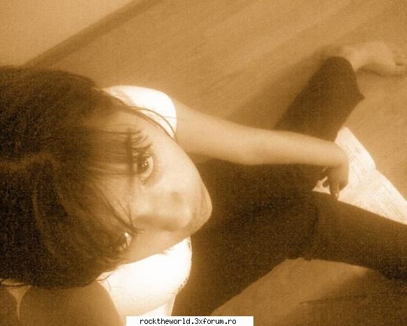lucruri on...;)) hellooo >< i'm bics:x nice2me2