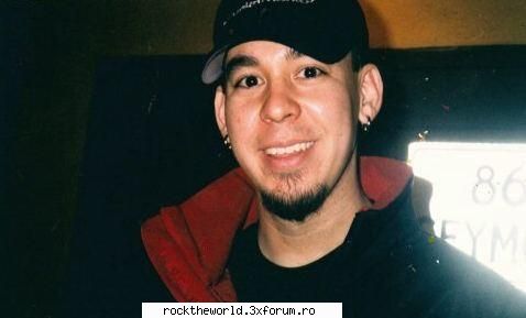 Cea mai buna voce masculina din rock - cea mai buna...mmmm....Mike Shinoda - Artisti rock